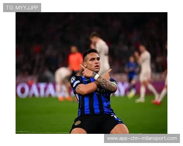 劳塔罗飞身倒钩逼出惊呼，国际米兰边路频繁变化的战术叙事