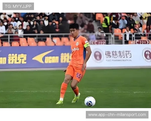 彭啸防守端持续发力：从细节到体系的逆袭之路